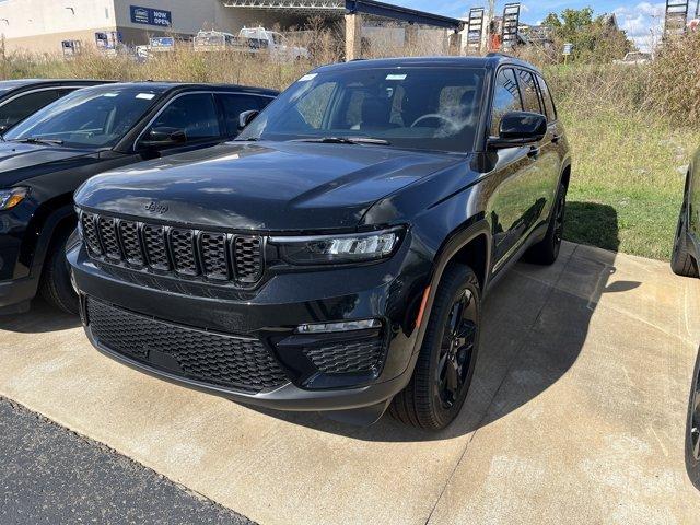 new 2025 Jeep Grand Cherokee car, priced at $48,092