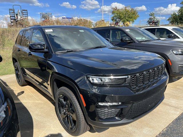 new 2025 Jeep Grand Cherokee car, priced at $48,092