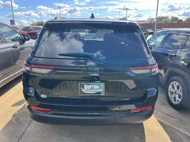 new 2025 Jeep Grand Cherokee car, priced at $48,092