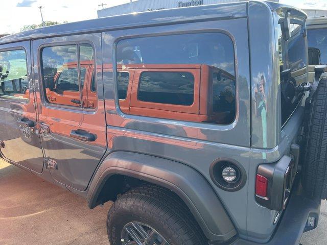 new 2025 Jeep Wrangler car, priced at $50,457