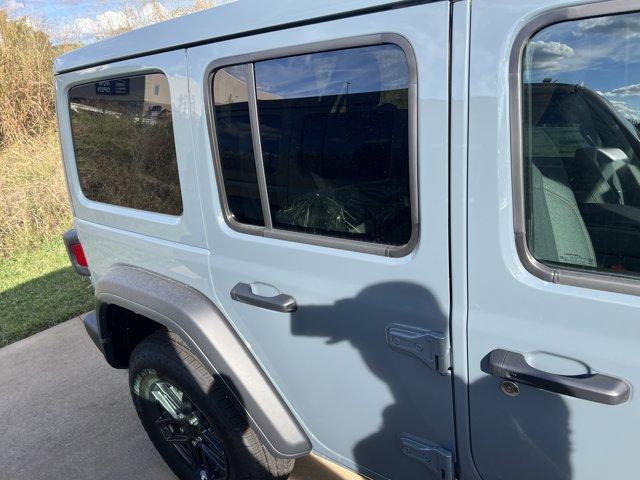 new 2025 Jeep Wrangler car, priced at $50,457