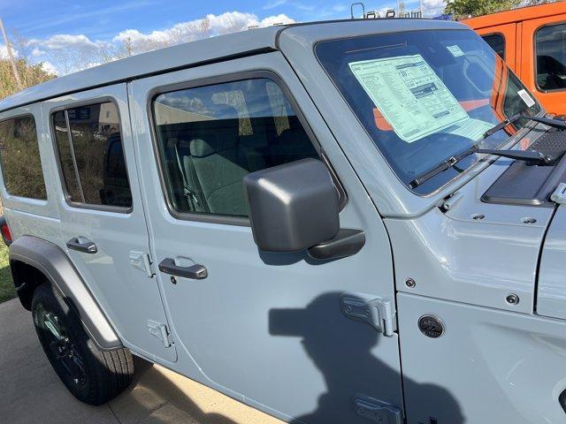 new 2025 Jeep Wrangler car, priced at $50,457