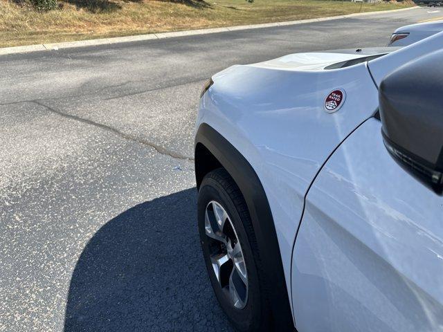 used 2018 Jeep Cherokee car, priced at $14,995