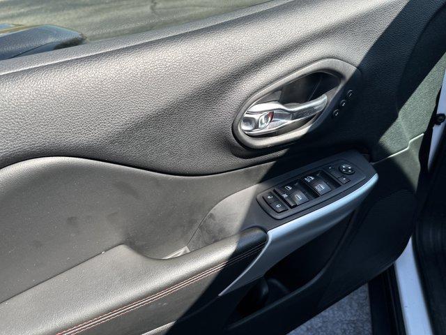 used 2018 Jeep Cherokee car, priced at $14,995