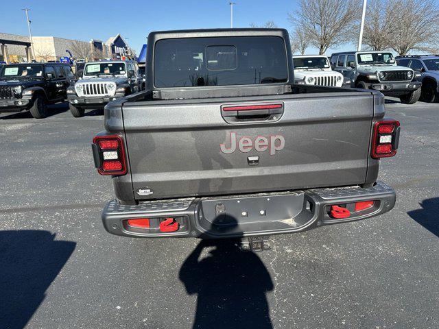 new 2024 Jeep Gladiator car, priced at $59,090