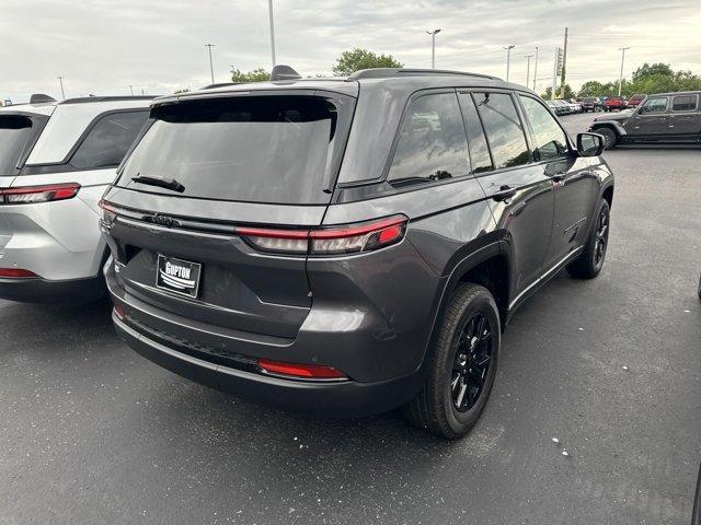 new 2024 Jeep Grand Cherokee car, priced at $42,030