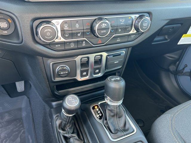 new 2026 Jeep Wrangler car, priced at $46,900