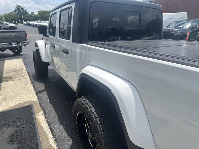 used 2020 Jeep Gladiator car, priced at $32,095
