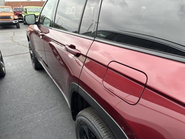 new 2025 Jeep Grand Cherokee L car, priced at $48,286