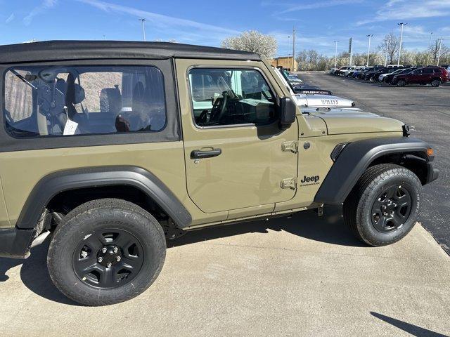 new 2025 Jeep Wrangler car, priced at $36,450