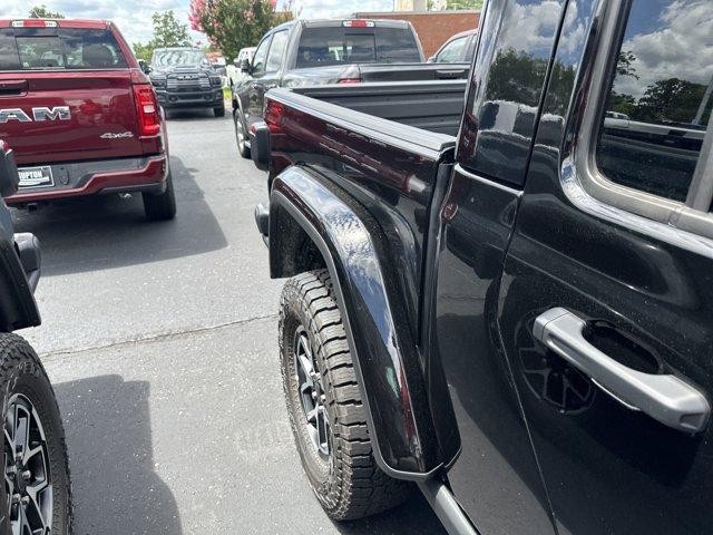 new 2025 Jeep Gladiator car, priced at $60,372