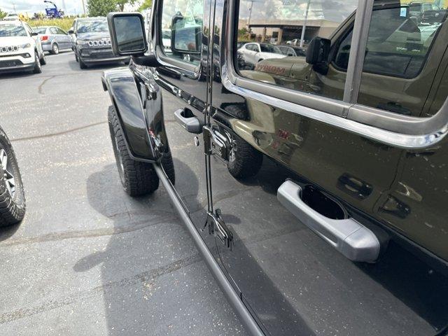 new 2025 Jeep Gladiator car, priced at $60,372