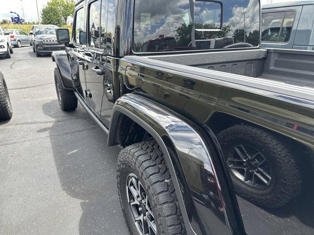 new 2025 Jeep Gladiator car, priced at $60,372