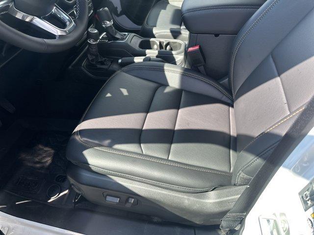 new 2025 Jeep Wrangler car, priced at $59,915