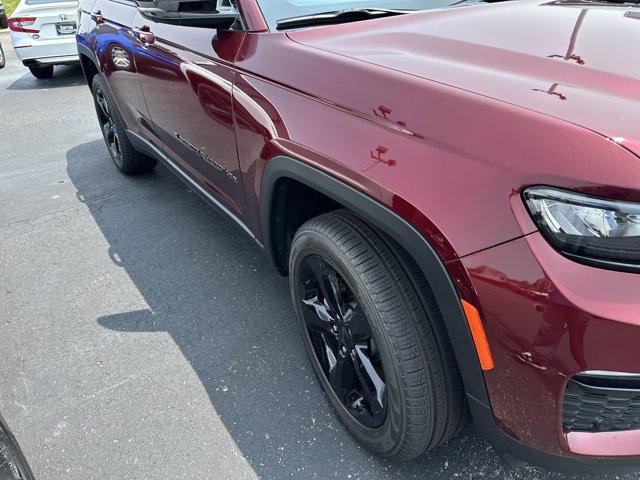 new 2025 Jeep Grand Cherokee car, priced at $54,684