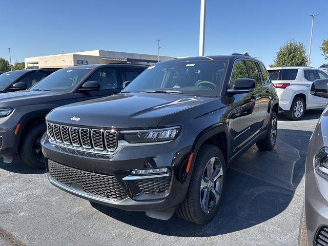 new 2025 Jeep Grand Cherokee car, priced at $53,345