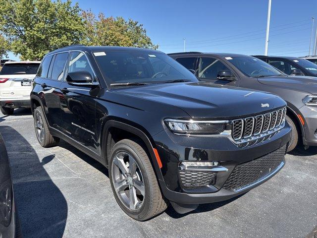 new 2025 Jeep Grand Cherokee car, priced at $53,345