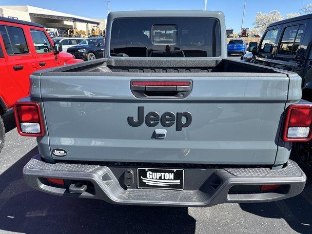 new 2025 Jeep Gladiator car, priced at $43,292