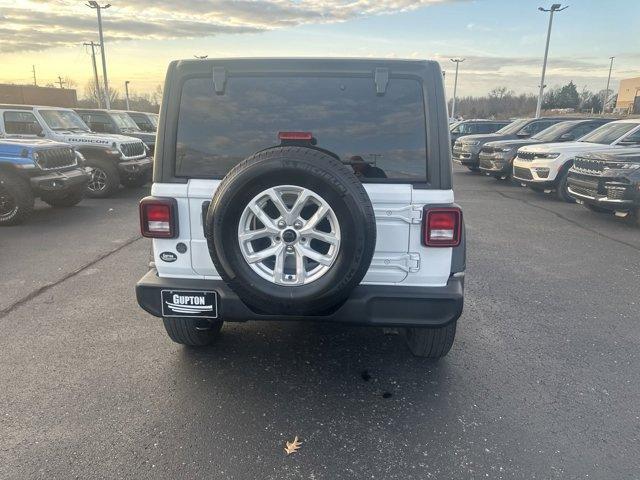 used 2022 Jeep Wrangler Unlimited car, priced at $34,995