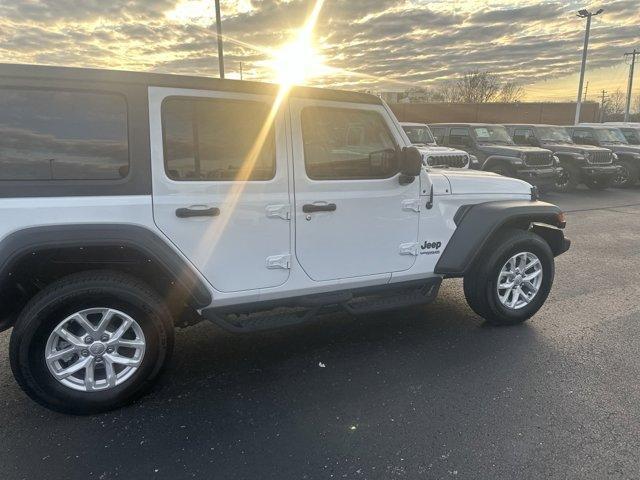 used 2022 Jeep Wrangler Unlimited car, priced at $34,995