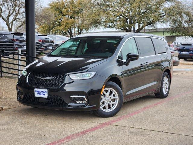used 2023 Chrysler Pacifica car, priced at $33,950