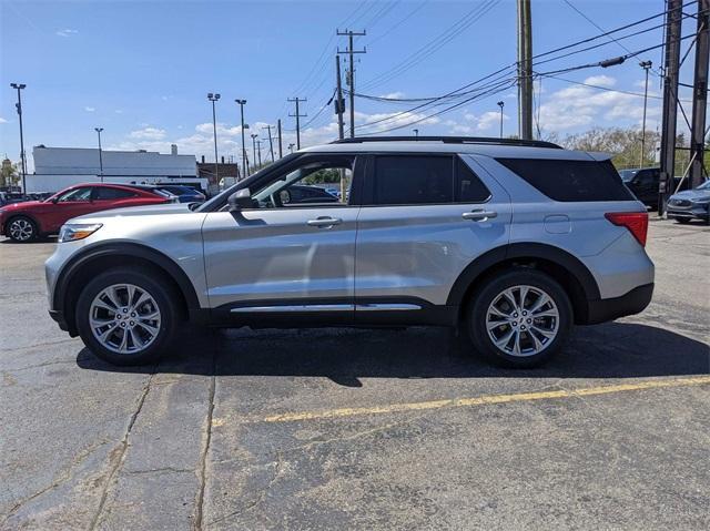 new 2024 Ford Explorer car, priced at $50,475