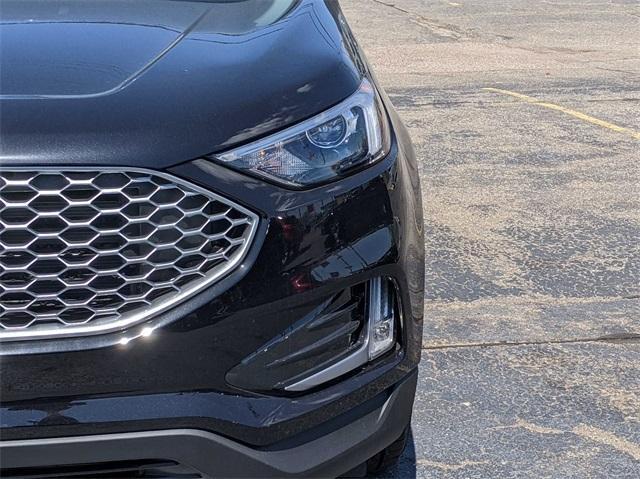 new 2024 Ford Edge car, priced at $43,185