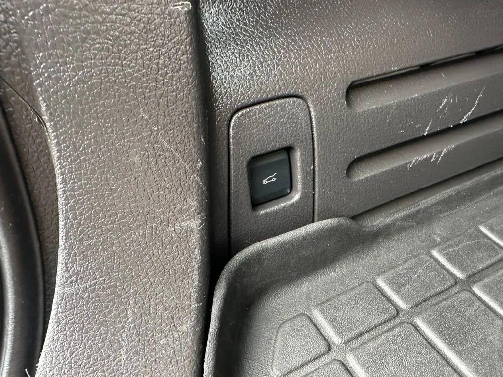 used 2014 Ford Edge car, priced at $9,599