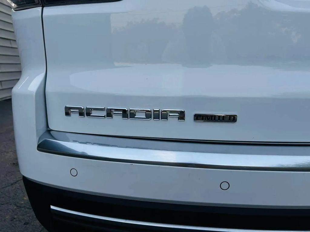 used 2017 GMC Acadia Limited car, priced at $13,999