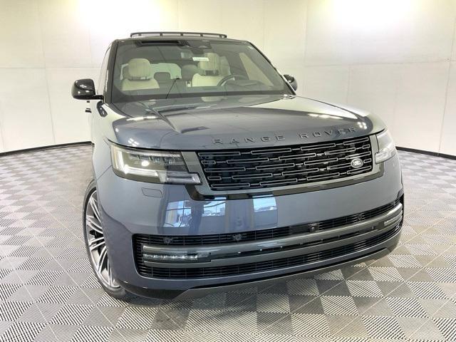 new 2025 Land Rover Range Rover car, priced at $137,075