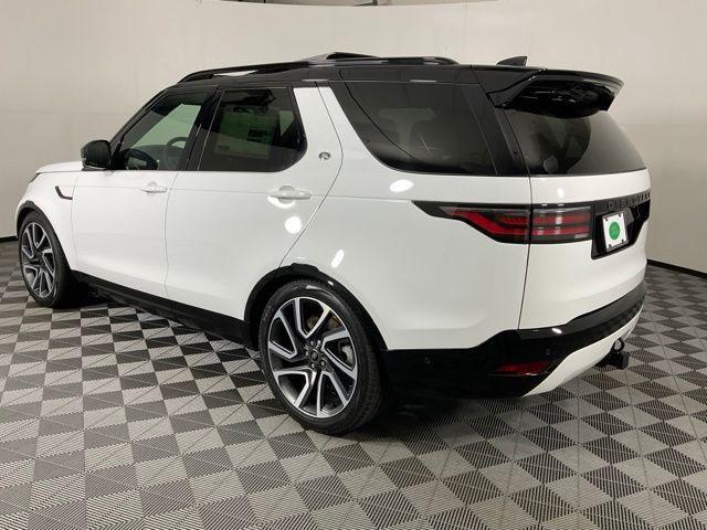 new 2024 Land Rover Discovery car, priced at $69,558