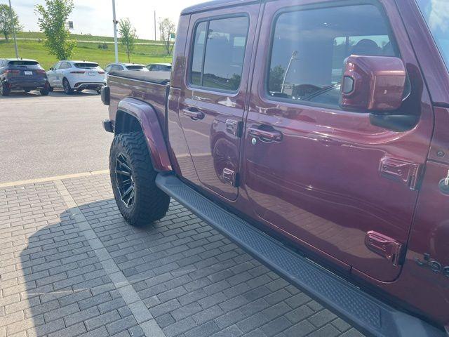used 2021 Jeep Gladiator car, priced at $35,864