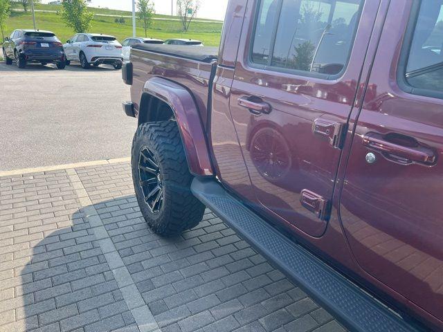 used 2021 Jeep Gladiator car, priced at $35,864