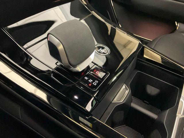 new 2025 Land Rover Range Rover Sport car, priced at $126,349