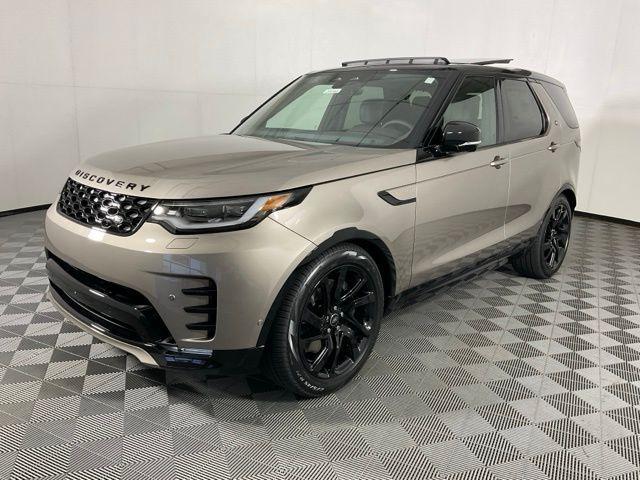 new 2025 Land Rover Discovery car, priced at $80,412