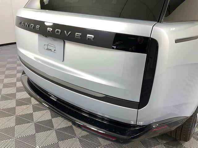 new 2025 Land Rover Range Rover car, priced at $154,885