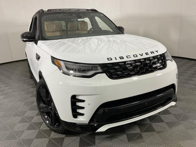 new 2025 Land Rover Discovery car, priced at $81,324