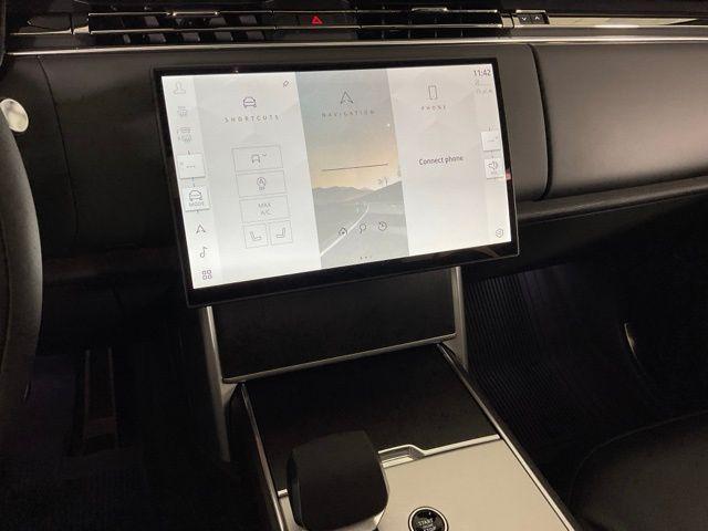 new 2025 Land Rover Range Rover car, priced at $132,344