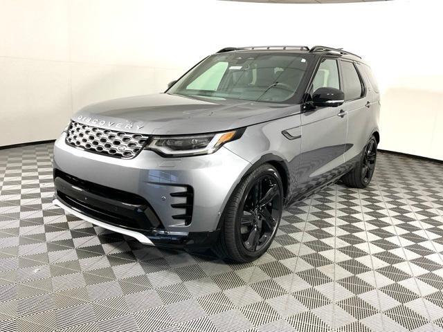 new 2024 Land Rover Discovery car, priced at $82,118