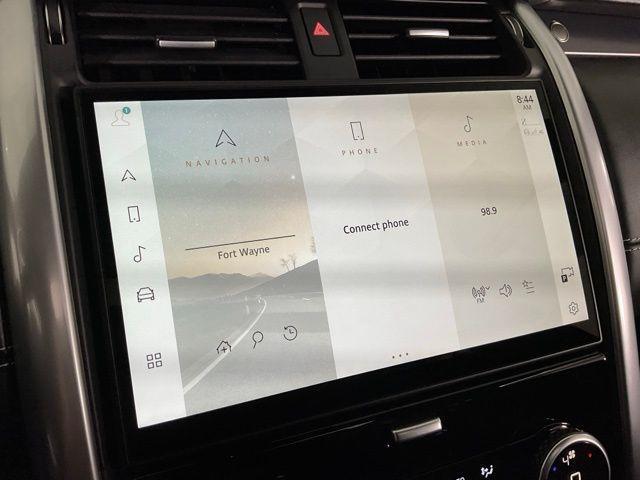 new 2024 Land Rover Discovery car, priced at $74,688