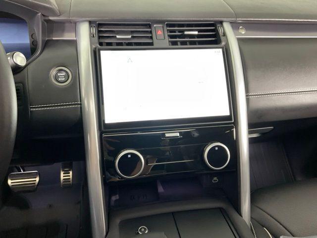 new 2024 Land Rover Discovery car, priced at $74,688