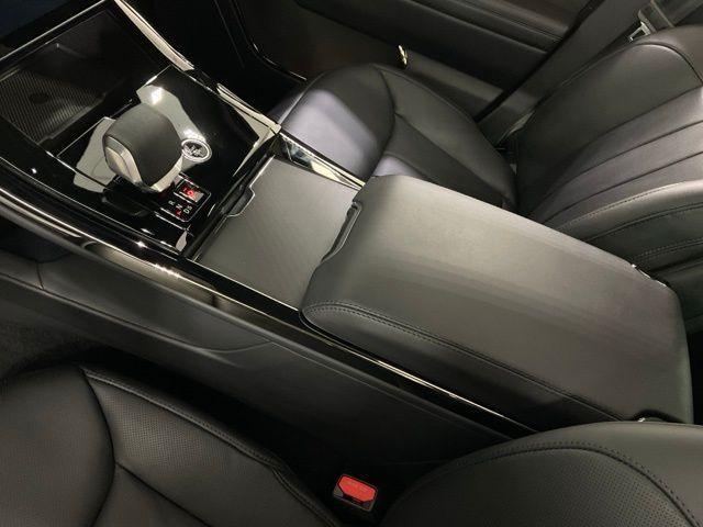 new 2025 Land Rover Range Rover Sport car, priced at $94,179