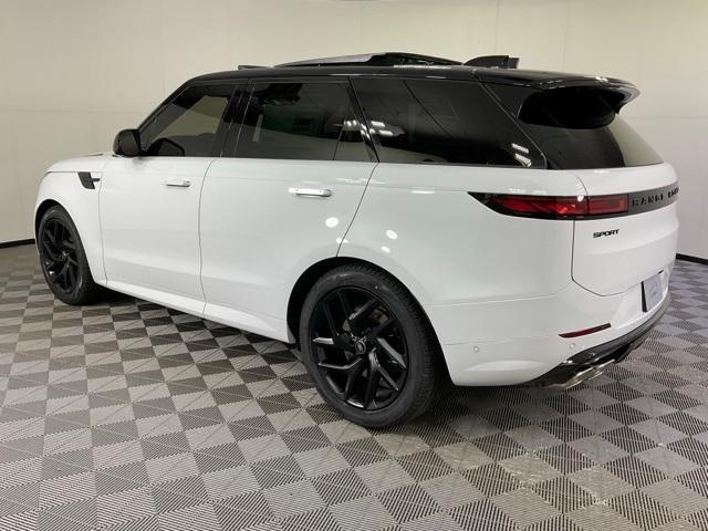 new 2025 Land Rover Range Rover Sport car, priced at $125,535