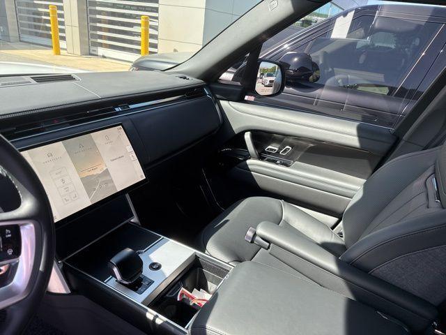 used 2025 Land Rover Range Rover car