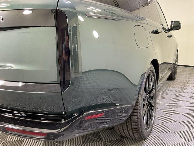 new 2025 Land Rover Range Rover car, priced at $138,189