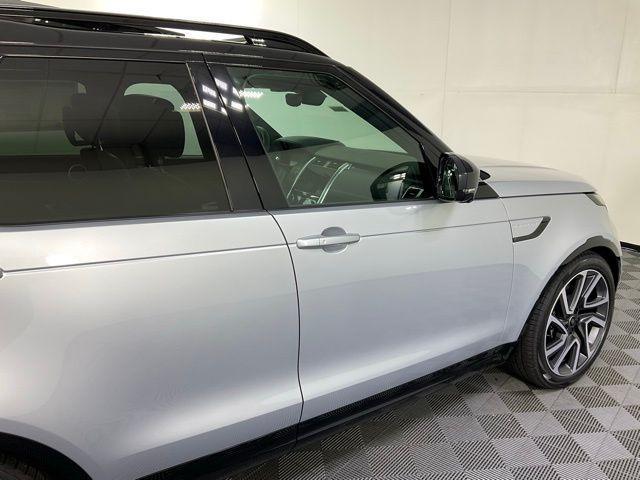 new 2024 Land Rover Discovery car, priced at $74,933