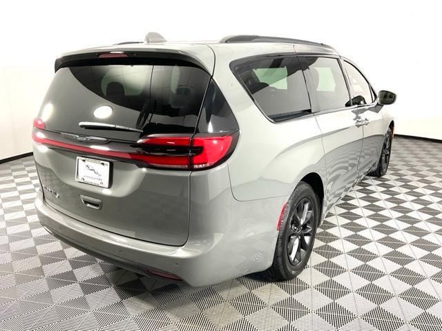 used 2021 Chrysler Pacifica car, priced at $28,429