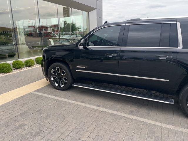 used 2020 GMC Yukon XL car