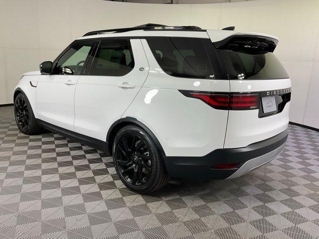 new 2025 Land Rover Discovery car, priced at $68,624
