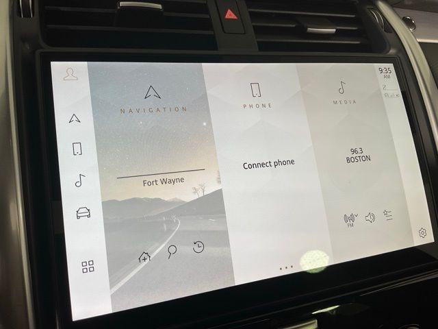 new 2026 Land Rover Discovery car, priced at $80,514